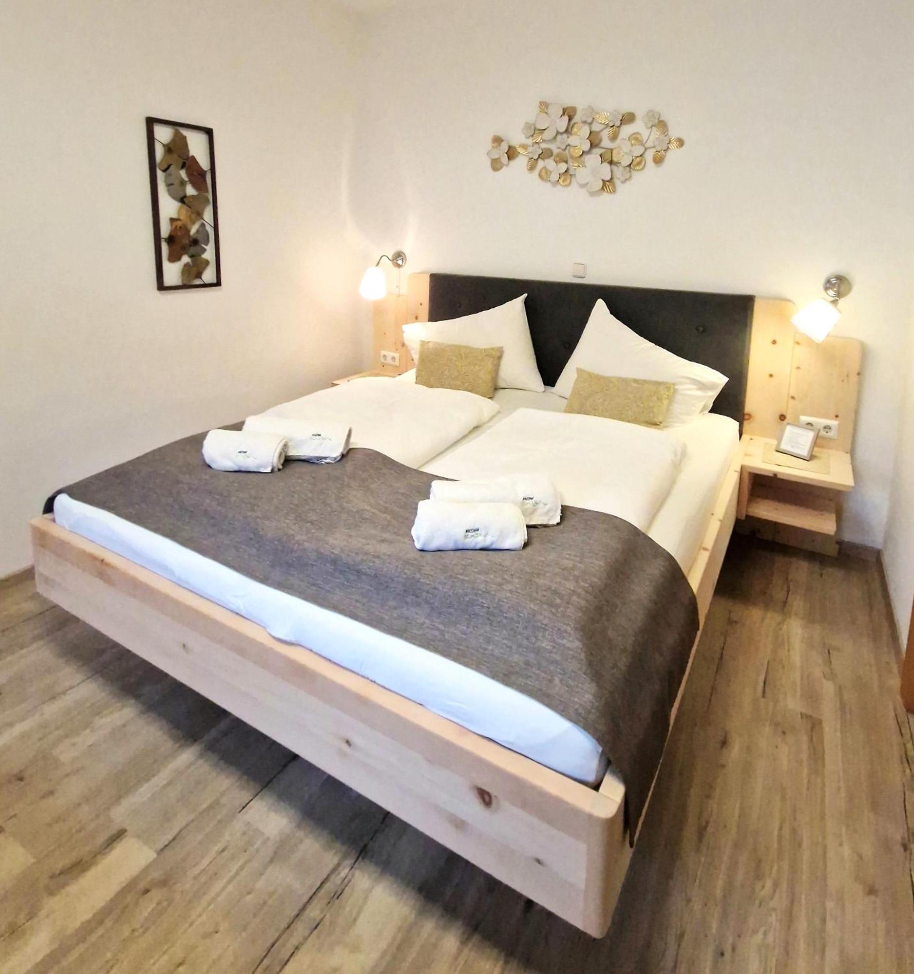 Winzerhof Lentsch Appartement Jois Buitenkant foto
