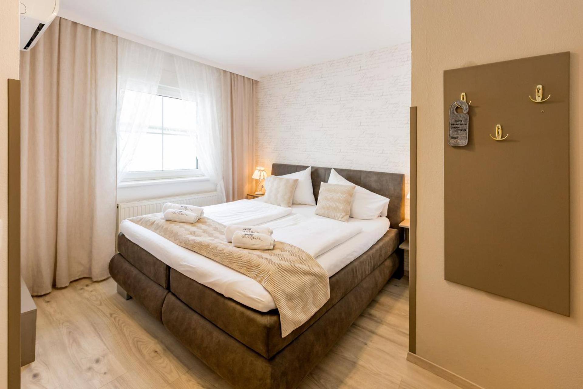 Winzerhof Lentsch Appartement Jois Buitenkant foto
